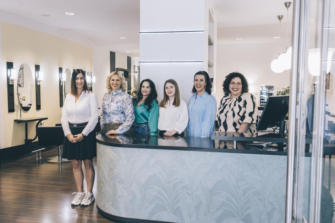 Das Team von JOEL by Aneta Kulig im Salon in Mannheim